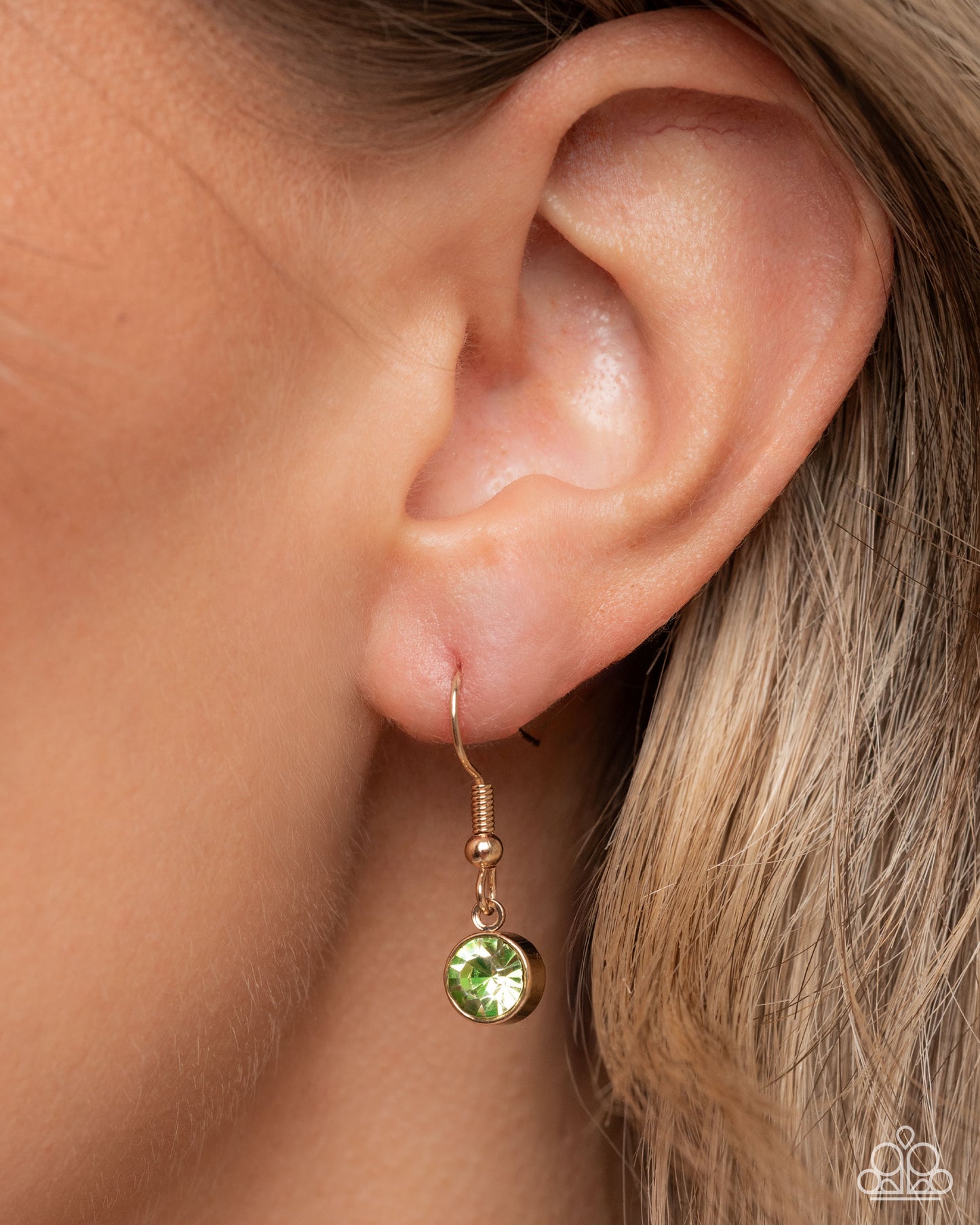 Complete Look: Fortunate Favor and Fortunate Fanfare - Green
