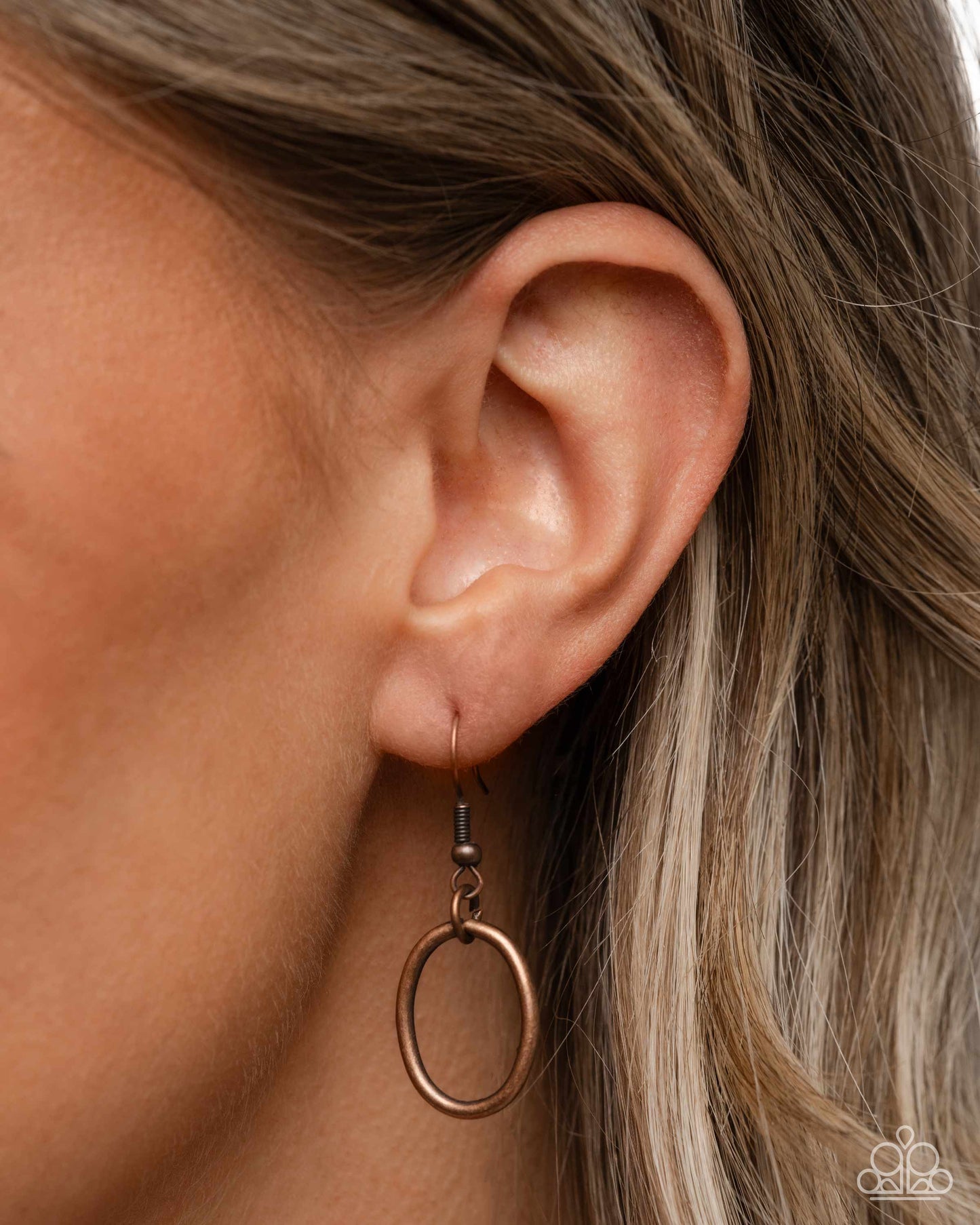 Fluttering Form - Complete Look - Copper