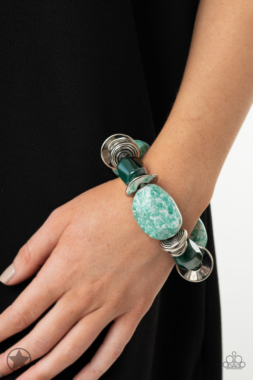 Paparazzi Accessories Glaze Of Glory - Blue Chunky blue beads combine with intricate silver details on a stretchy band. Jewelry