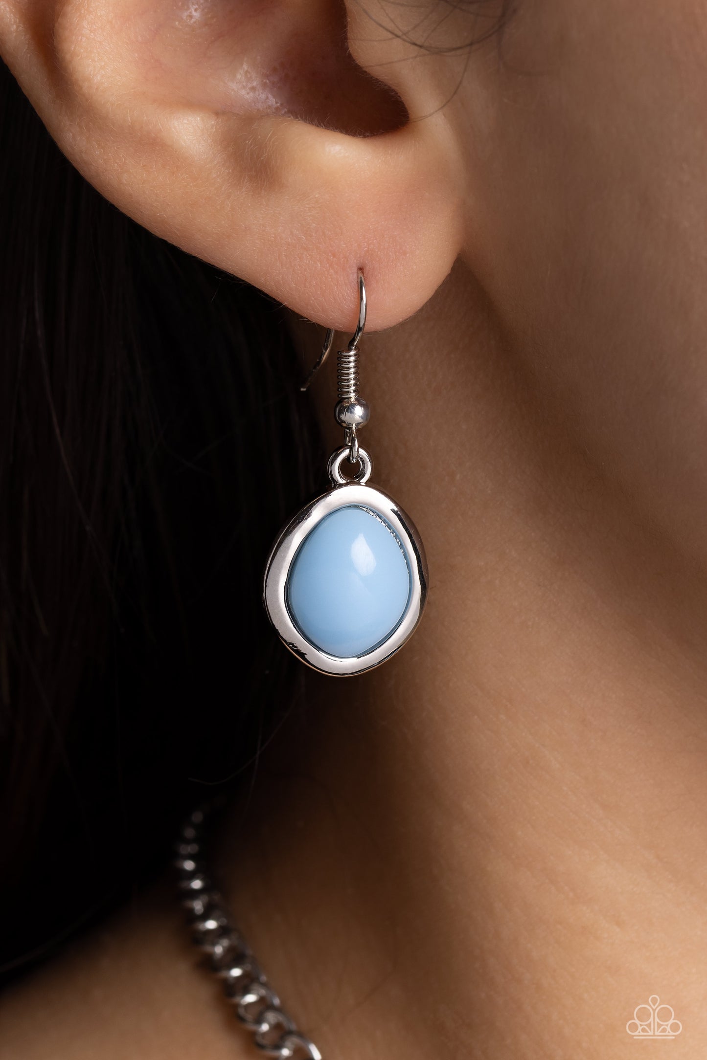 Paparazzi Accessories Dreamily Decked Out - Blue Brushed in a glossy finish, a collection of abstract Summer Song ovals in varying sizes connect end to end along the neckline in a layered display. Sleek silver frames border and wrap around each of the acr