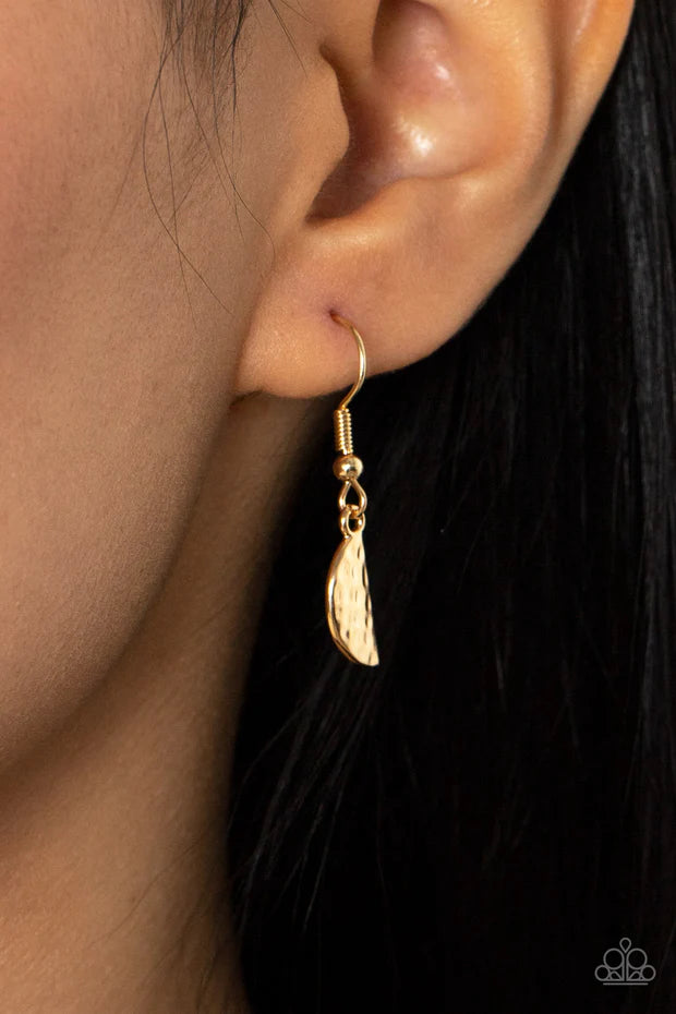 Paparazzi Accessories Lunar Jungle - Gold A celestial display of hammered half-moon gold discs link together for a cosmic charm below the collar. Features an adjustable clasp closure. Sold as one individual necklace. Includes one pair of matching earrings