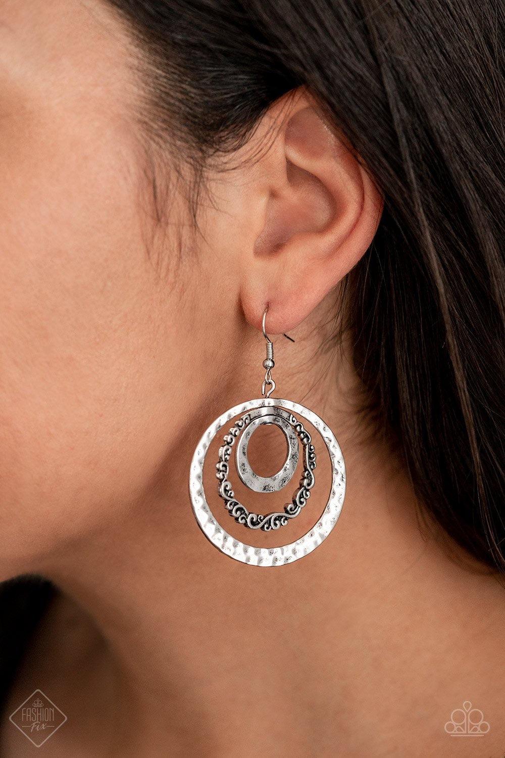 Paparazzi Accessories Glimpse of Malibu: FF December 2019 The Glimpses of Malibu collection was created with inspiration from the styles of Malibu, CA. Styles in this Trend Blend will feature fun, livable fashion with an upscale flavor. The color are usua