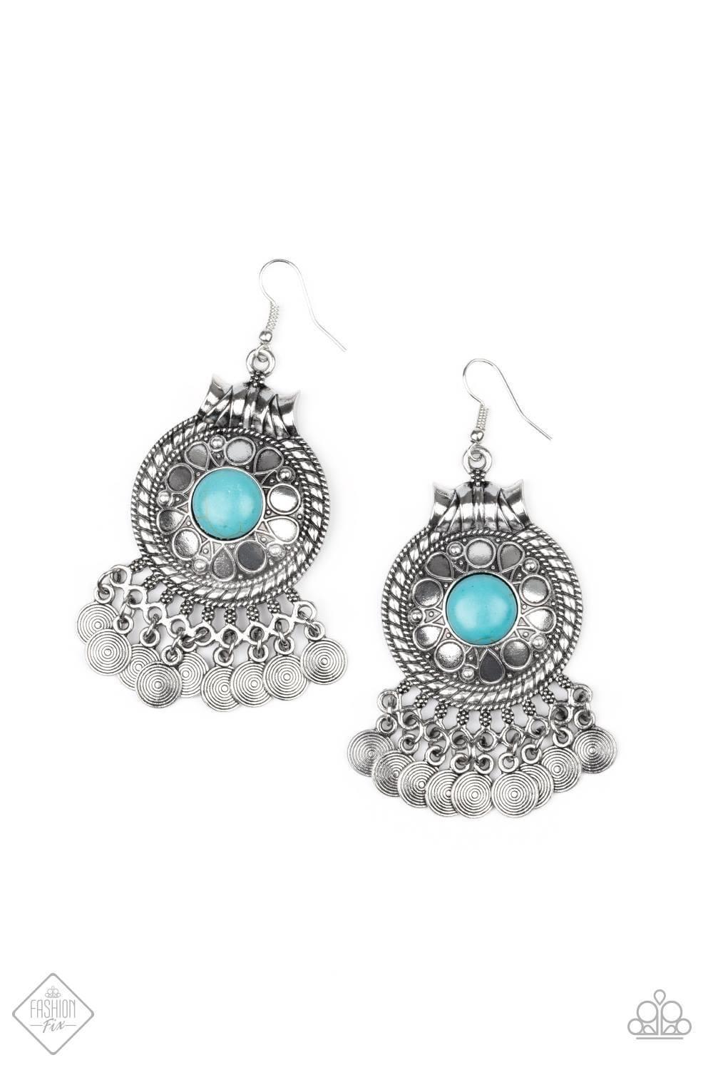 Paparazzi Accessories Simply Santa Fe: FF May 2020 Earthy, desert-inspired designs are what the Simply Santa Fe collection is all about. Natural stones, indigenous patterns, and vibrant colors of the Southwest are sprinkled throughout this trendy collecti