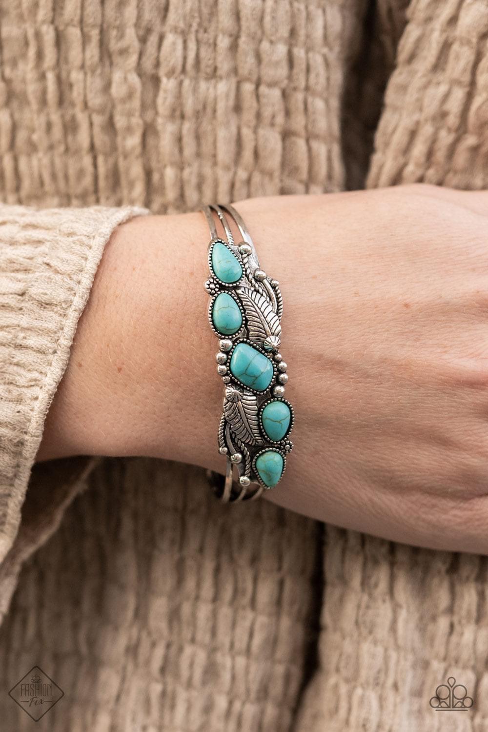 Paparazzi Accessories Simply SantaFe: FF July 2021 Earthy, desert-inspired designs are what the Simply Santa Fe collection is all about. Natural stones, indigenous patterns, and vibrant colors of the Southwest are sprinkled throughout this trendy collecti