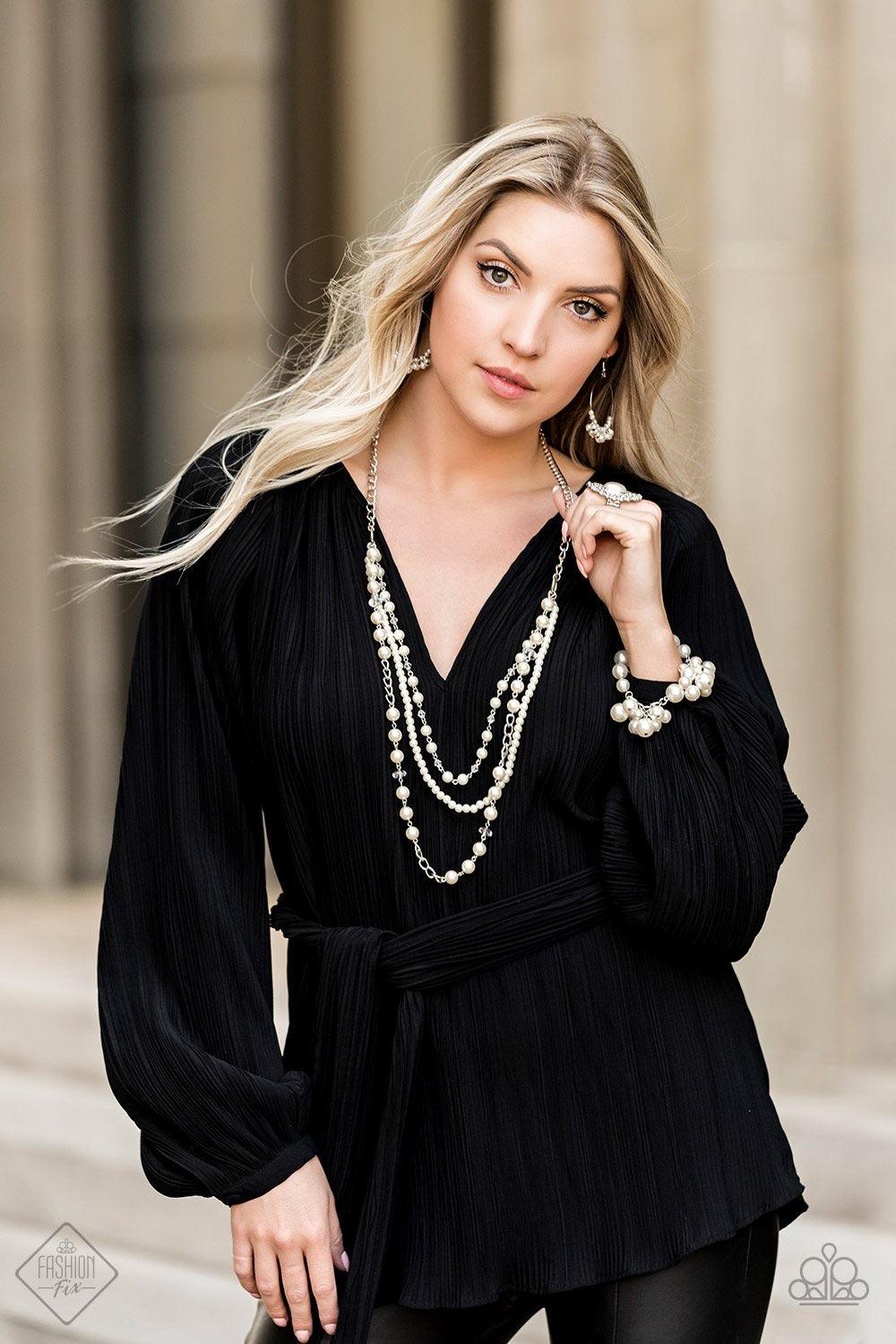 Paparazzi Accessories Fiercely 5th Avenue: FF: November 2019 The styles featured in the Fiercely 5th Avenue collection are exactly what you would expect with a name like that: Sleek, classy, metallic designs that you’d find on the streets of New York. The