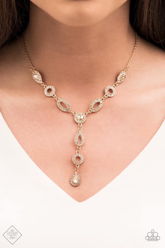 Paparazzi Accessories Fiercely 5th Avenue: April 2021 The styles featured in the Fiercely 5th Avenue Collection are exactly what you would expect with a name like that: Sleek, classy, metallic designs that you’d find on the streets of New York. The access
