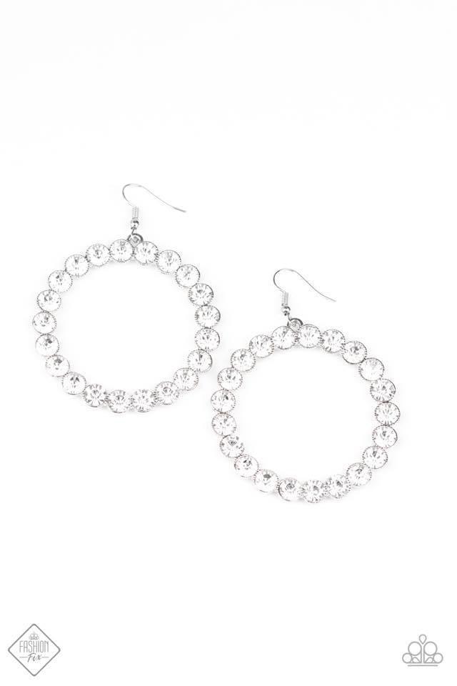 Paparazzi Accessories Fiercely 5th Avenue: FF March 2020 The styles featured in the Fiercely 5th Avenue collection are exactly what you would expect with a name like that: Sleek, classy, metallic designs that you’d find on the streets of New York. The acc
