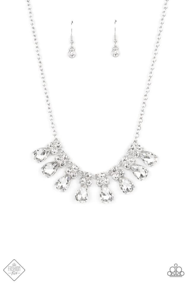 Paparazzi Accessories Fiercely 5th Avenue: May FF 2021 The styles featured in the Fiercely 5th Avenue collection are exactly what you would expect with a name like that: Sleek, classy, metallic designs that you’d find on the streets of New York. The acces