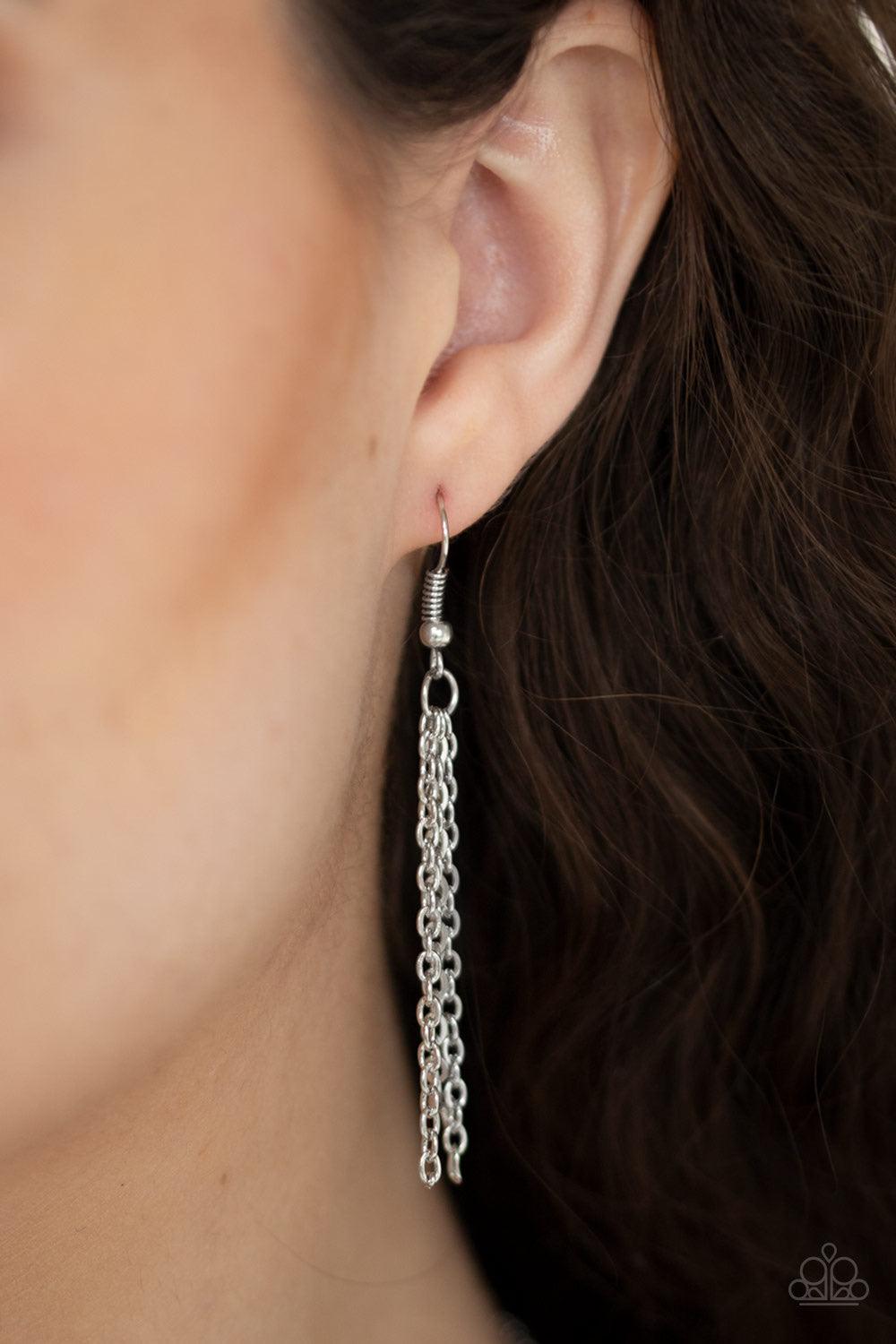 Paparazzi Accessories Heart Flutter - Pink Chiseled into a charming heart, an oversized pink rhinestone gem is nestled inside a sleek silver frame, creating a flirtatious pendant below the collar. Features an adjustable clasp closure. Jewelry