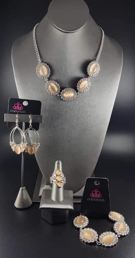 Paparazzi Accessories Glimpses of Malibu: February 2021 FF The Glimpses of Malibu collection was created with inspiration from the styles of Malibu, CA. Styles in this Trend Blend will feature fun, livable fashion with an upscale flavor. The color are usu