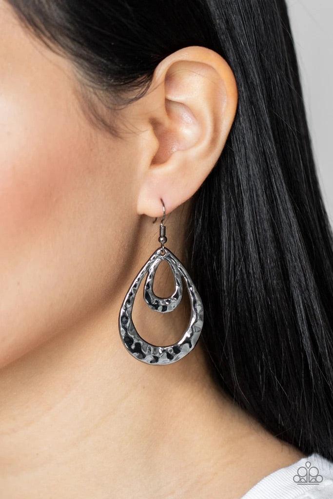 Paparazzi Accessories Museum Muse - Black Hammered gunmetal teardrops join into an edgy layered lure, creating an intense industrial display. Earring attaches to a standard fishhook fitting. Sold as one pair of earrings. Jewelry