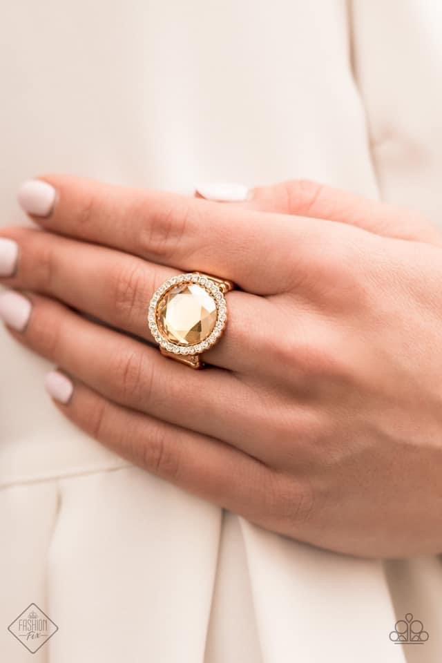 Paparazzi Accessories Fiercely 5th Avenue: April 2021 The styles featured in the Fiercely 5th Avenue Collection are exactly what you would expect with a name like that: Sleek, classy, metallic designs that you’d find on the streets of New York. The access