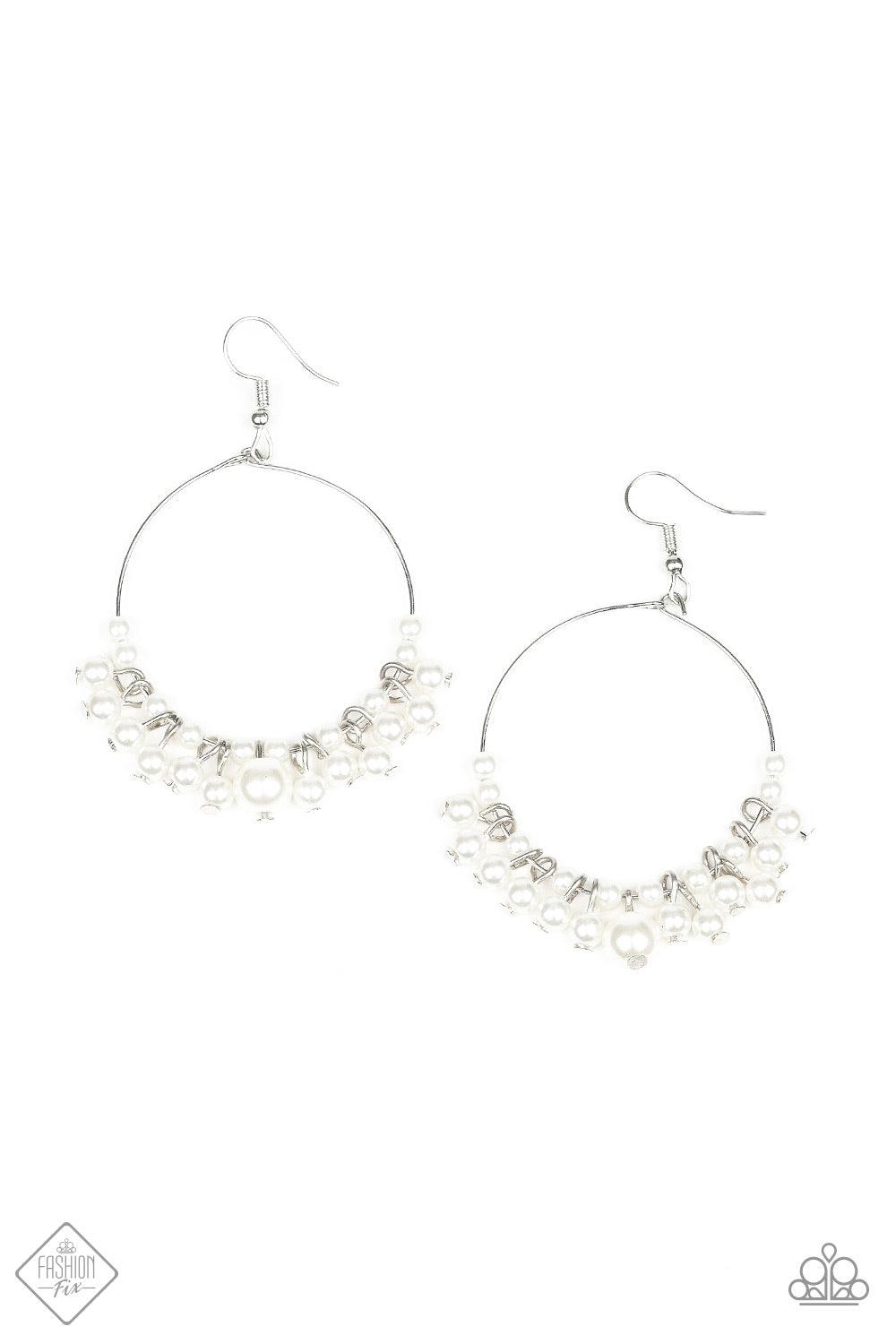 Paparazzi Accessories Fiercely 5th Avenue: FF: November 2019 The styles featured in the Fiercely 5th Avenue collection are exactly what you would expect with a name like that: Sleek, classy, metallic designs that you’d find on the streets of New York. The