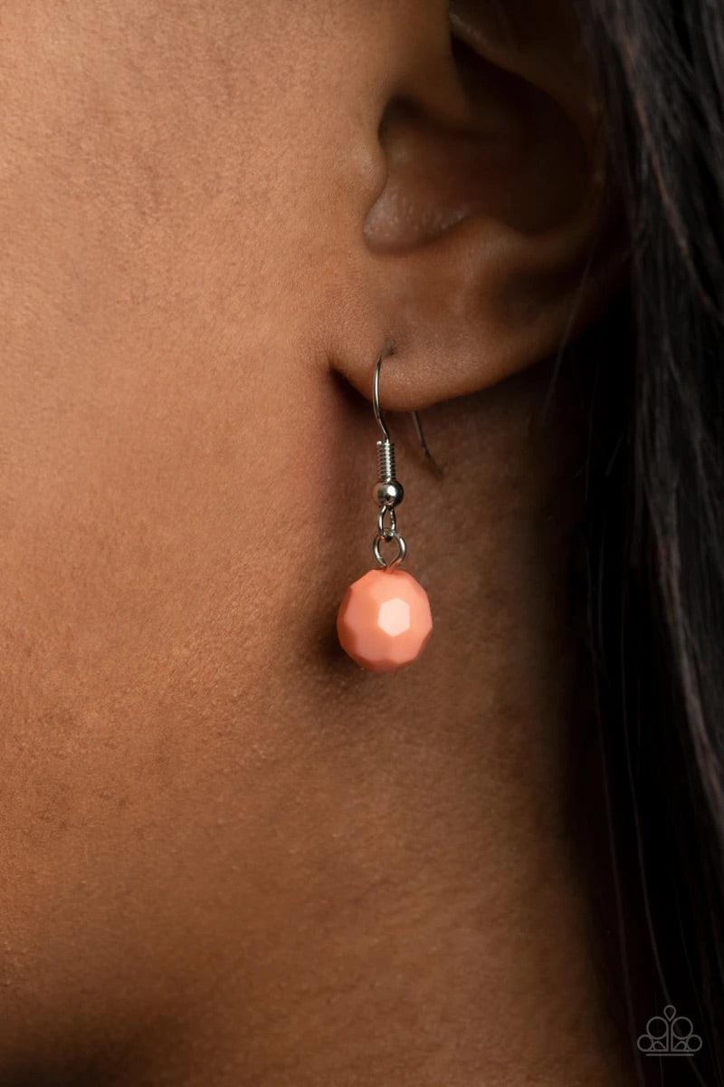 Paparazzi Accessories Extra Eloquent - Orange A mismatched collection of faceted coral beaded frames and white rhinestone embellished accents delicately connect into a bubbly clustered pendant below the collar, creating a colorful statement piece. Feature