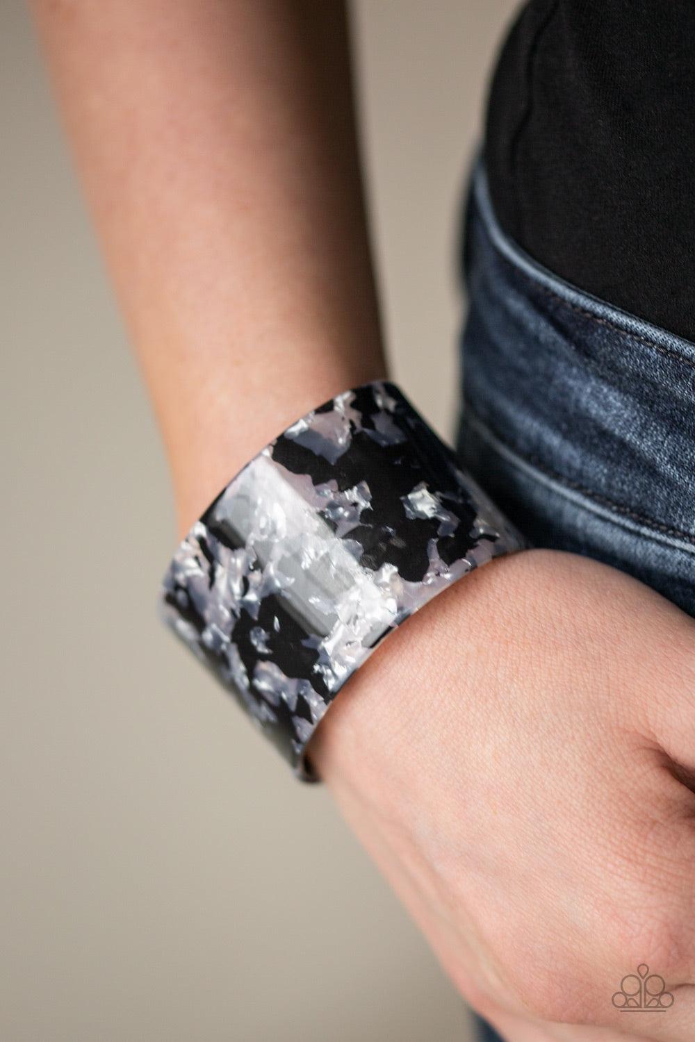 Paparazzi Accessories Vogue Revamp - White Brushed in a faux marble finish, a thick acrylic cuff wraps around the wrist for a retro inspired look. Jewelry