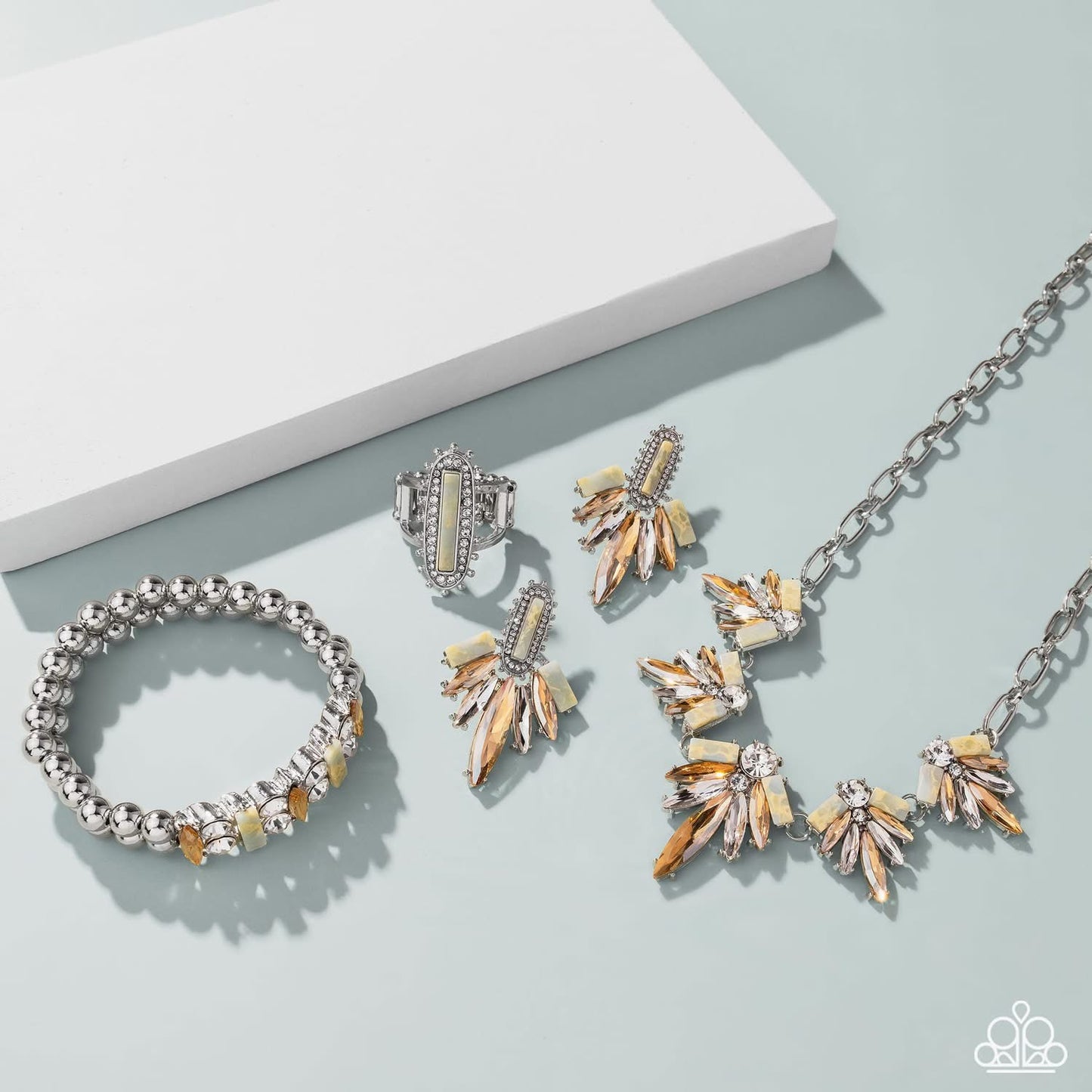 Fiercely 5th Avenue - Complete Trend Blend : January 2025