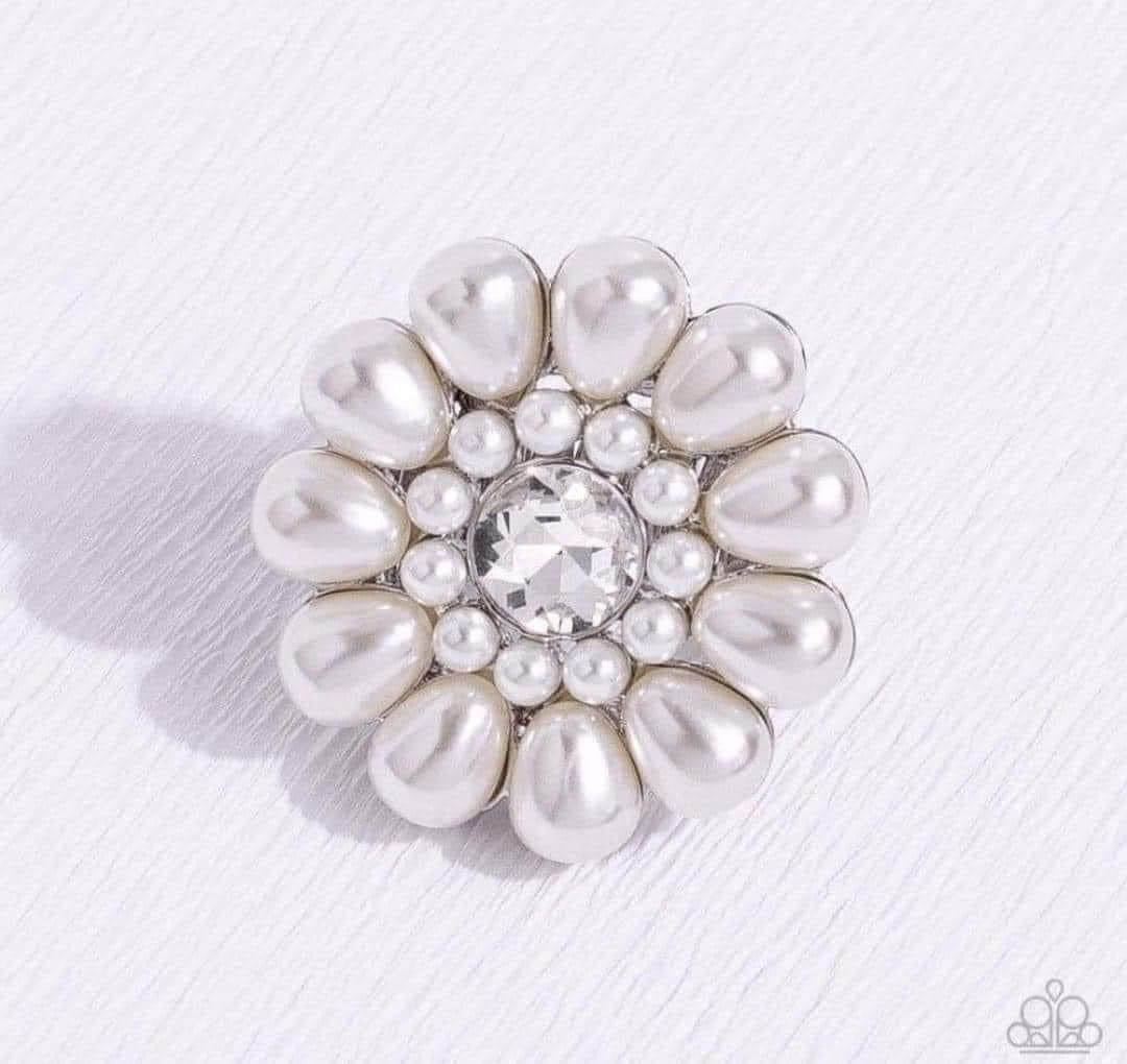 Paparazzi Accessories September 2023 Life of The Party September 2023 LOP Preview Pack of All 5 Exclusive Pieces Includes one of each Life of the Party exclusive accessory for September 2023. Jewelry