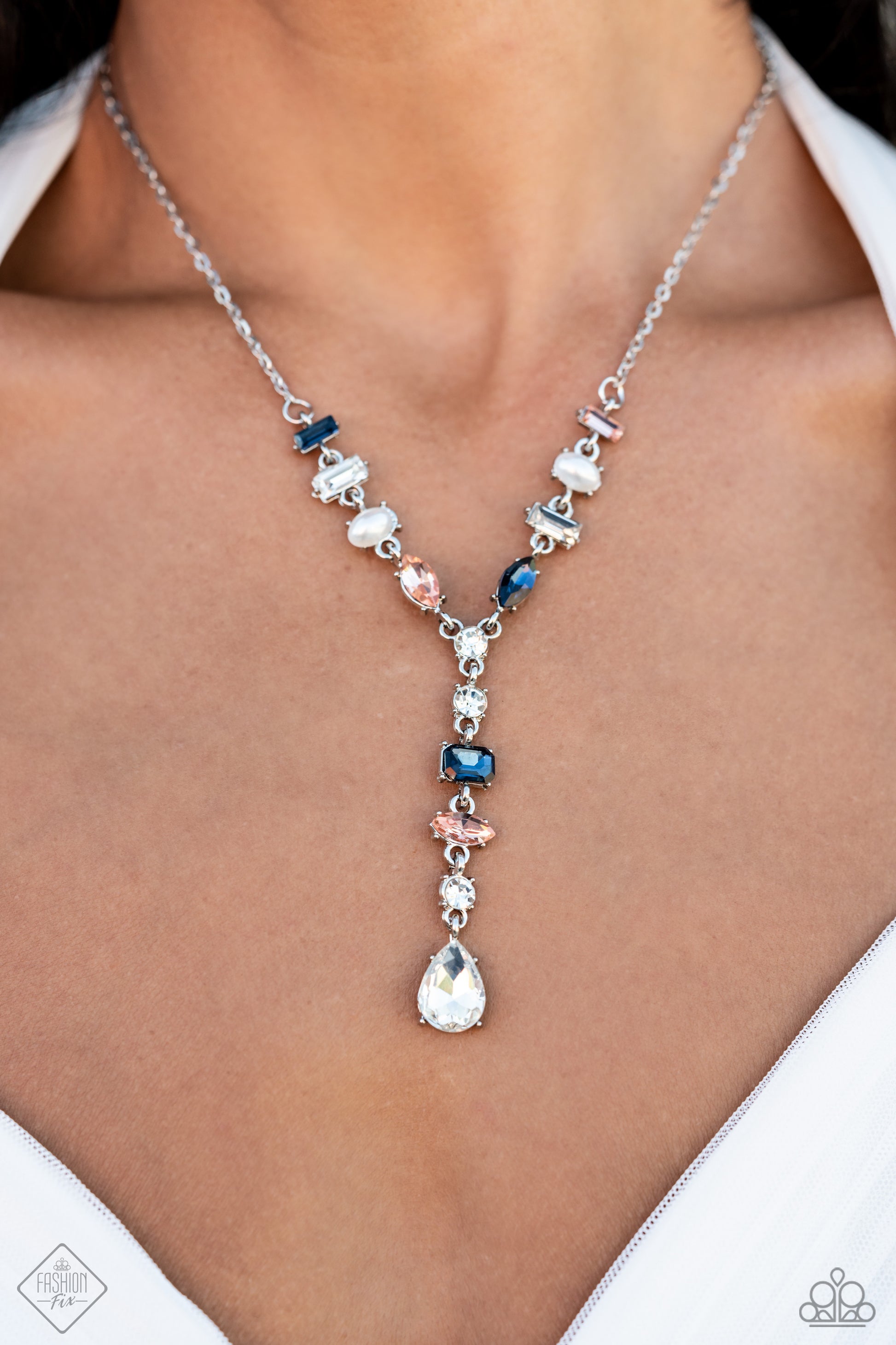 Paparazzi Accessories Fiercely 5th Avenue - Complete Trend Blend - September 2023 Timeless and classic yet sophisticated and versatile, the Fiercely 5th Avenue Collection features elegant designs and traditional metal finishes. Never one to shy away from