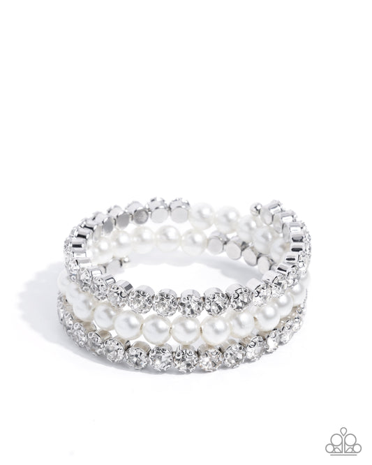 Grandiose Glitz - White