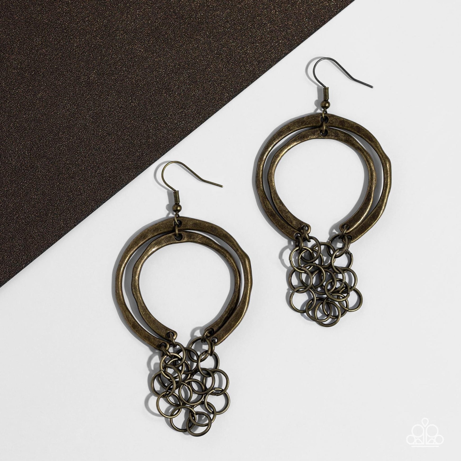 Paparazzi Accessories Don’t Go CHAINg-Ing - Brass Fashion Fix Exclusive June Stylist Picks Jewelry