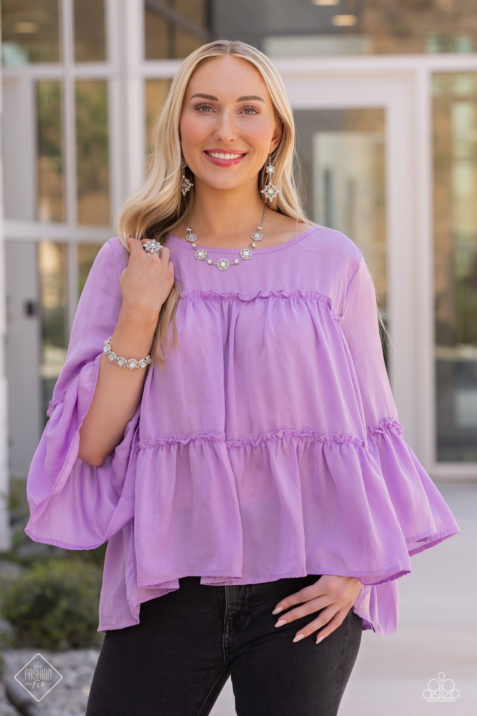 Paparazzi Accessories Glimpses of Malibu: FF July 2023 Featuring playful styles accented with fun pops of color, the Glimpses of Malibu Collection is an endearing assortment of cheerful and whimsical laid-back fashion. From the bubbly outgoing socialite w