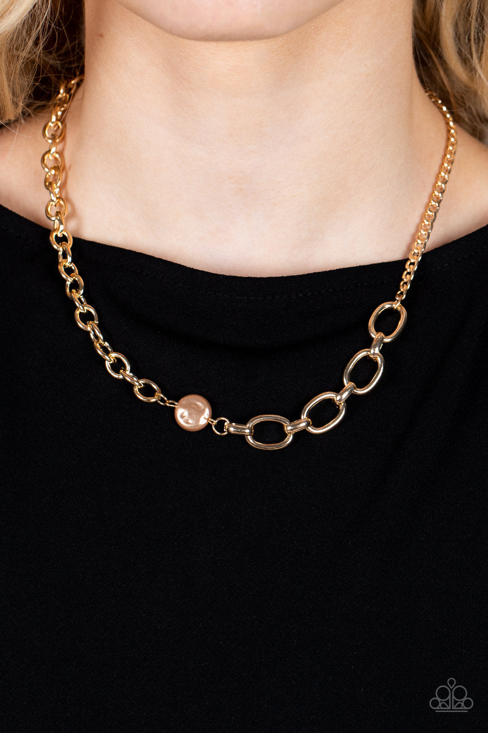 Paparazzi Accessories Picnic in Paris - Brown A hammered pearly brown bead sits asymmetrically between two mismatched oversized gold chains, adding an industrial twist to the timeless look. Features an adjustable clasp closure. Sold as one individual neck
