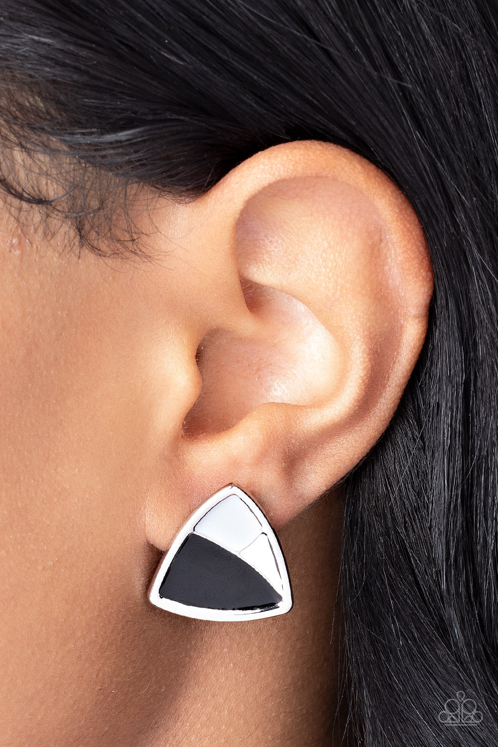 Paparazzi Accessories Kaleidoscopic Collision - Black A collision of Northern Droplet, black, and white painted accents beam inside an asymmetric triangular frame for a contemporary pop of color. Earring attaches to a standard post fitting. Sold as one pa