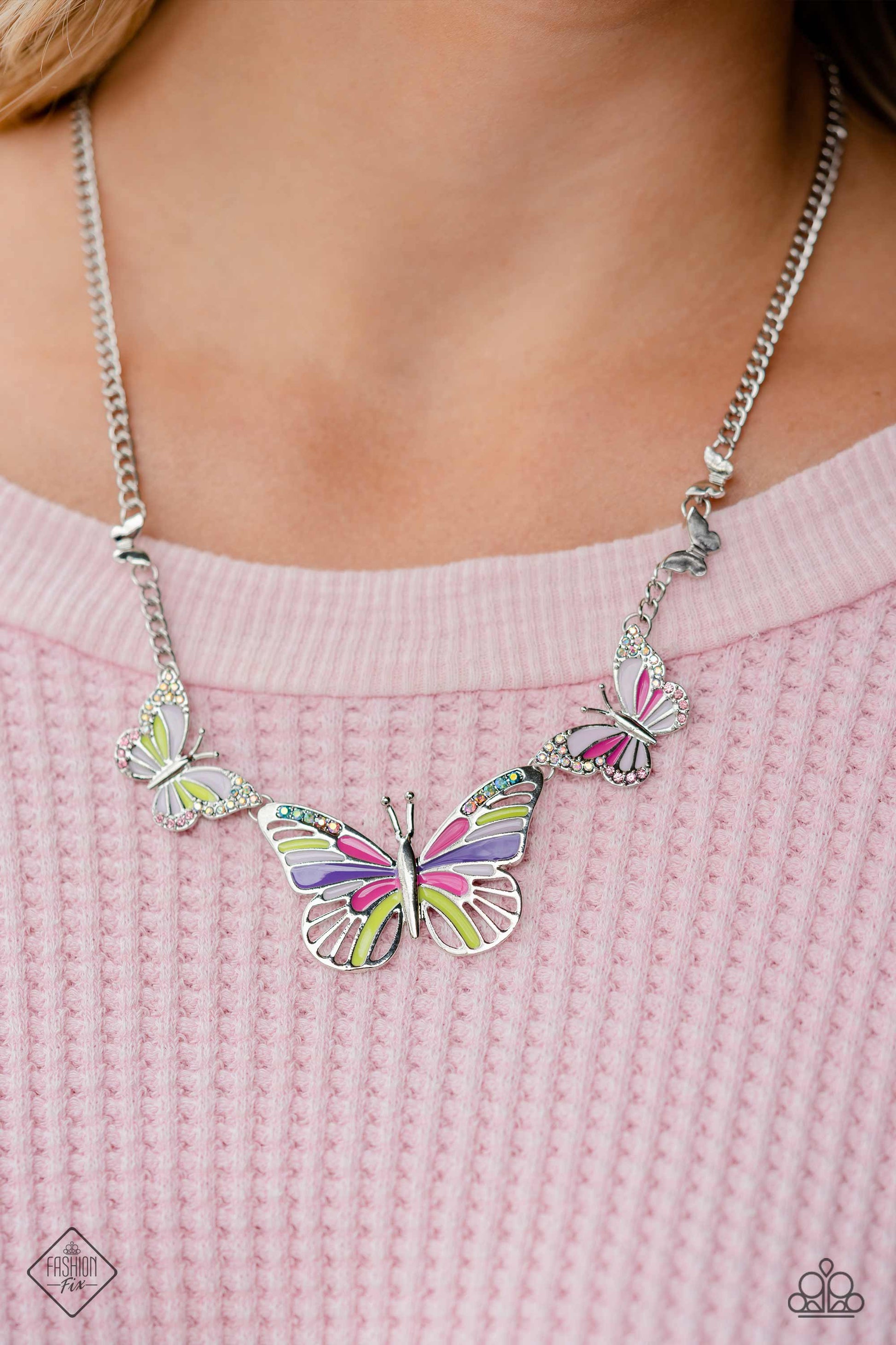 Paparazzi Accessories Glimpses of Malibu - Complete Trend Blend - August 2023 Featuring playful styles accented with fun pops of color, the Glimpses of Malibu Collection is an endearing assortment of cheerful and whimsical laid-back fashion. From the bubb