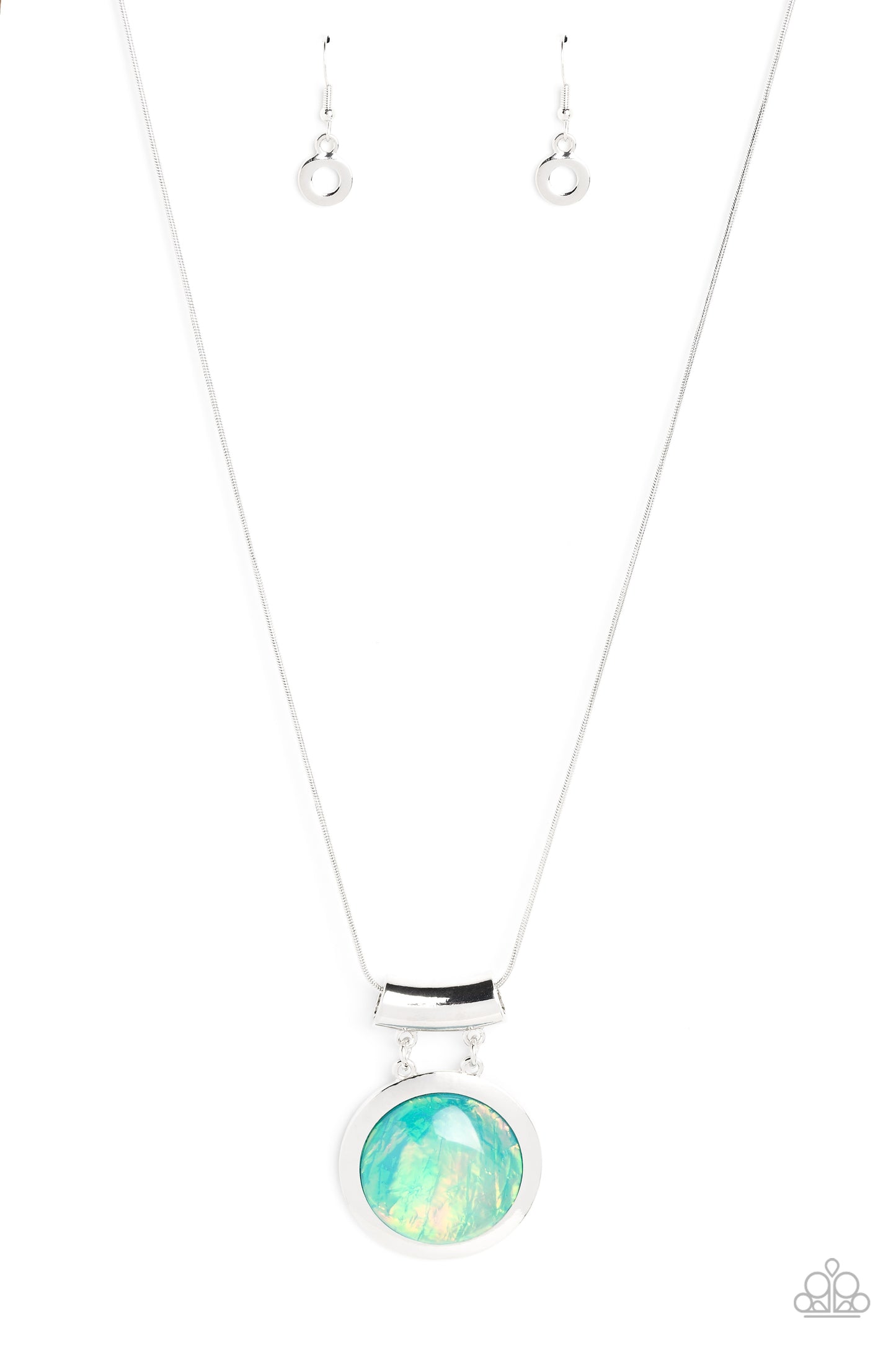 Paparazzi Accessories Starlight Starbright - Blue Featuring a refracted shimmer and an opalescent finish, an oversized, glassy blue gem falls along the chest on a silver snake chain to create a hypnotic pop of color. The exaggerated sparkle is pressed int