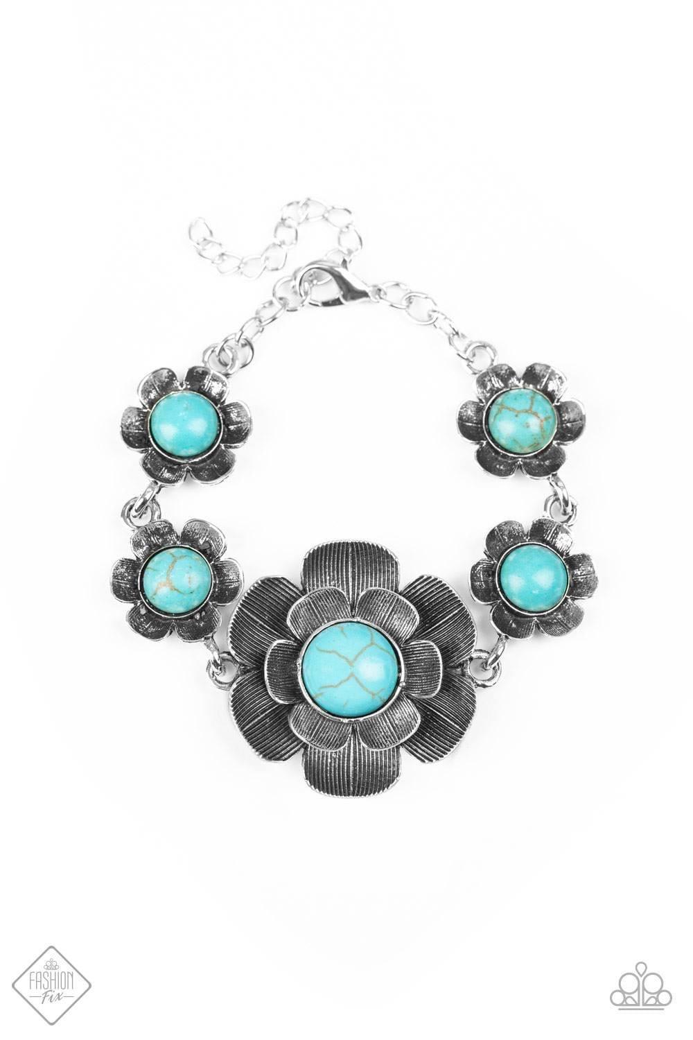 Paparazzi Accessories Simply Santa Fe: FF July 2020 Earthy, desert-inspired designs are what the Simply Santa Fe collection is all about. Natural stones, indigenous patterns, and vibrant colors of the Southwest are sprinkled throughout this trendy collect