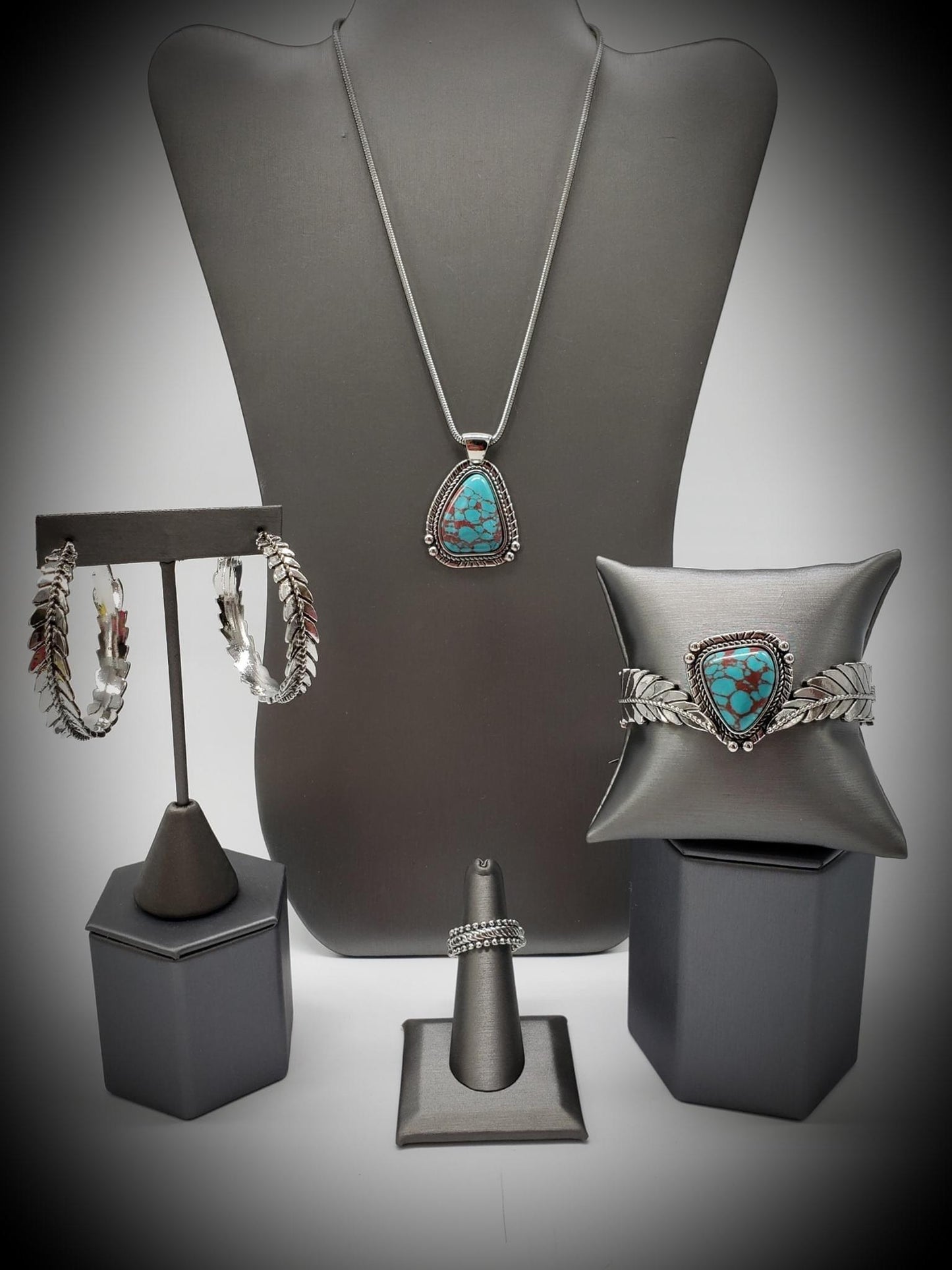 Paparazzi Accessories Simply Santa Fe: FF September 2021 Earthy, desert-inspired designs are what the Simply Santa Fe collection is all about. Natural stones, indigenous patterns, and vibrant colors of the Southwest are sprinkled throughout this trendy co