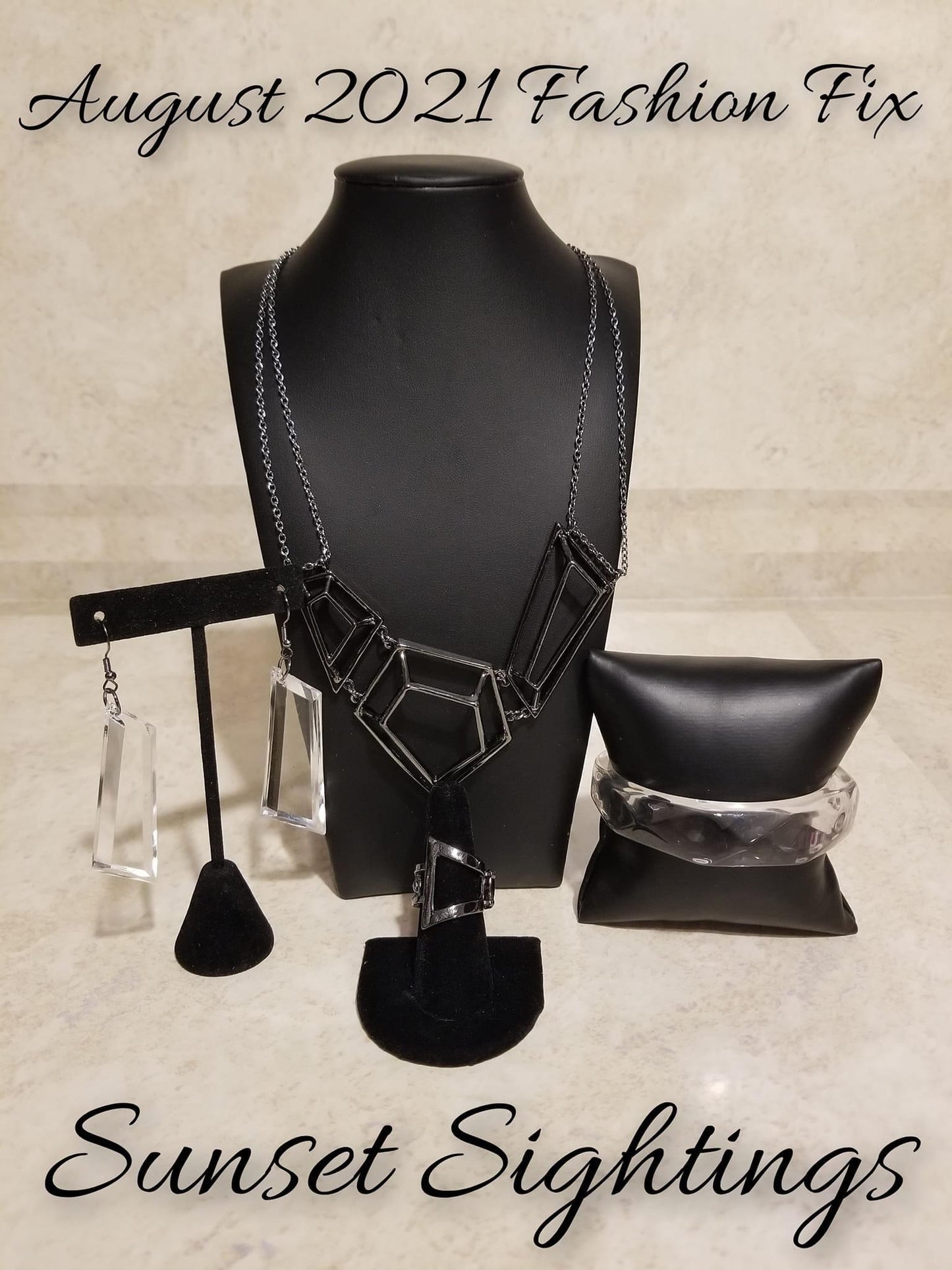 Paparazzi Accessories Sunset Sitings: FF August 2021 Trendsetters are sure to gravitate towards the accessories found in the Sunset Sightings collection. Featuring more drastic designs, bold colors, and funky combinations found outside the box, the pieces