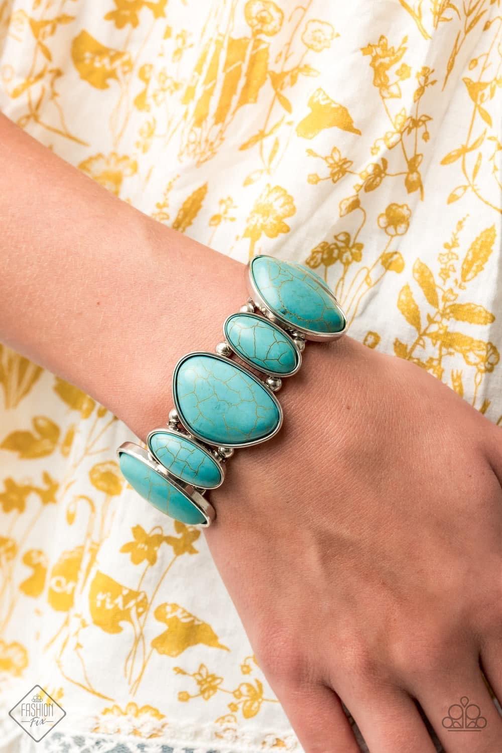 Paparazzi Accessories Simply Santa Fe: September 2020 Earthy, desert-inspired designs are what the Simply Santa Fe collection is all about. Natural stones, indigenous patterns, and vibrant colors of the Southwest are sprinkled throughout this trendy colle