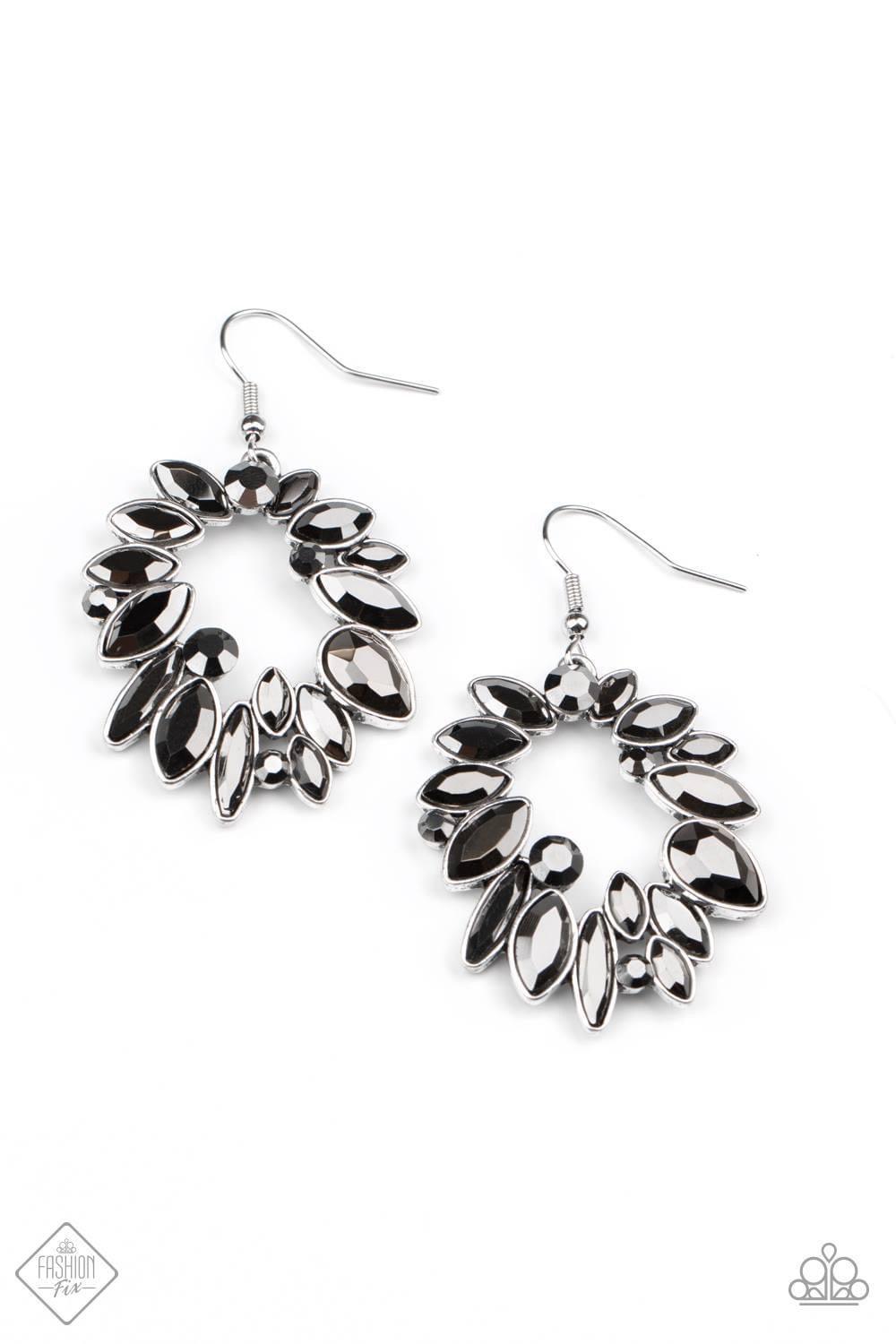 Paparazzi Accessories Magnificent Musings : FF October 2020 The Magnificent Mile in Chicago is where we pulled our inspiration for the Magnificent Musings collection. With a range of shopping venues, the Magnificent Mile is a hub for classic trends with u