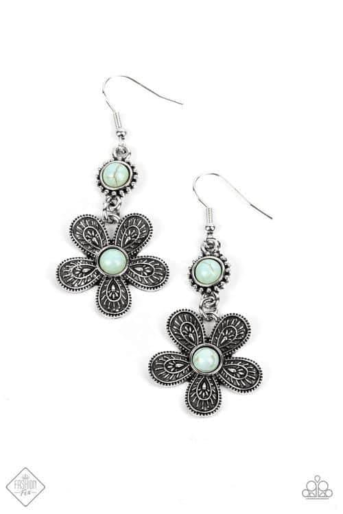 Paparazzi Accessories Simple Santa Fe: FF November 2022 Authentic designs and handcrafted pieces are staples of the Simply Santa Fe Collection. Featuring patterns and elements inspired by nature, these earthy designs tend to have a little more detail. Tho