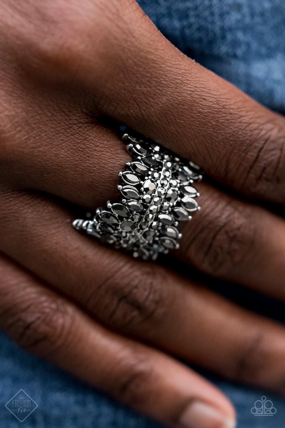 Paparazzi Accessories Magnificent Musings : FF October 2020 The Magnificent Mile in Chicago is where we pulled our inspiration for the Magnificent Musings collection. With a range of shopping venues, the Magnificent Mile is a hub for classic trends with u