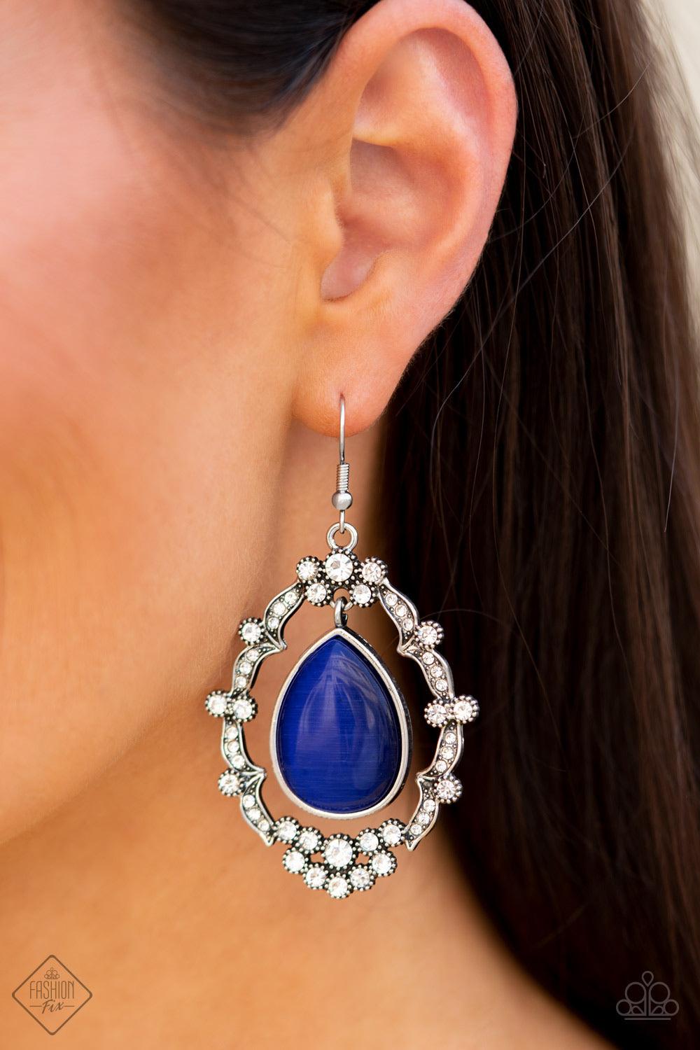 Paparazzi Accessories Glimpses of Malibu: FF November 2020 The Glimpses of Malibu collection was created with inspiration from the styles of Malibu, CA. Styles in this Trend Blend will feature fun, livable fashion with an upscale flavor. The color are usu