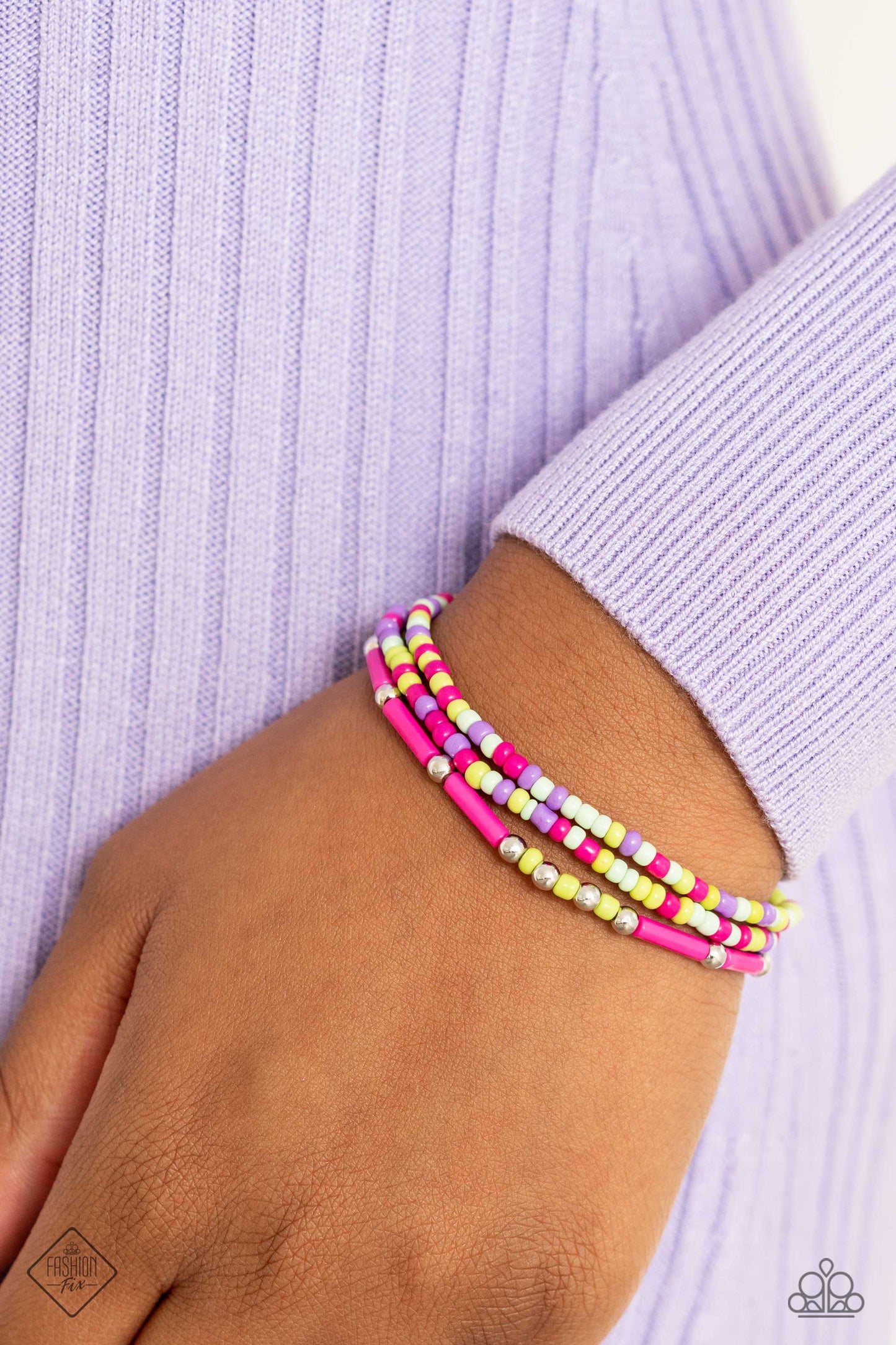 Paparazzi Accessories Sunset Sitings : FF January 2023 Fueled by abstract designs and funky combinations of the most daring trends, the Sunset Sightings Collection features audacious, outside-the-box fashion. Sunset Sightings fashionistas celebrate indivi