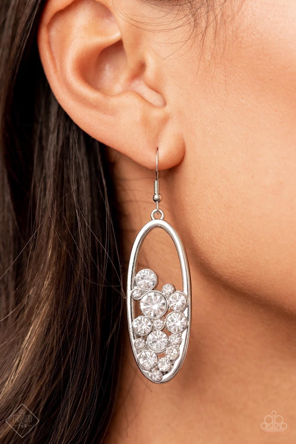 Paparazzi Accessories Fiercely 5th Avenue: November 2021 FF The styles featured in the Fiercely 5th Avenue collection are exactly what you would expect with a name like that: Sleek, classy, metallic designs that you’d find on the streets of New York. The