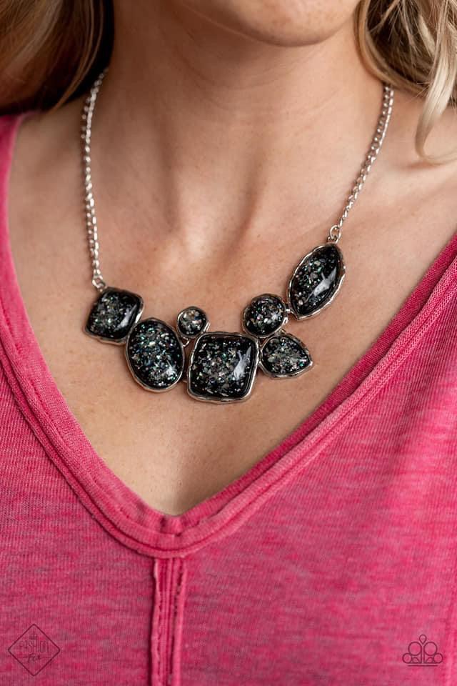 Paparazzi Accessories Sunset Sitings: June 2021 Fashion Fix Trendsetters are sure to gravitate towards the accessories found in the Sunset Sightings collection. Featuring more drastic designs, bold colors, and funky combinations found outside the box, the