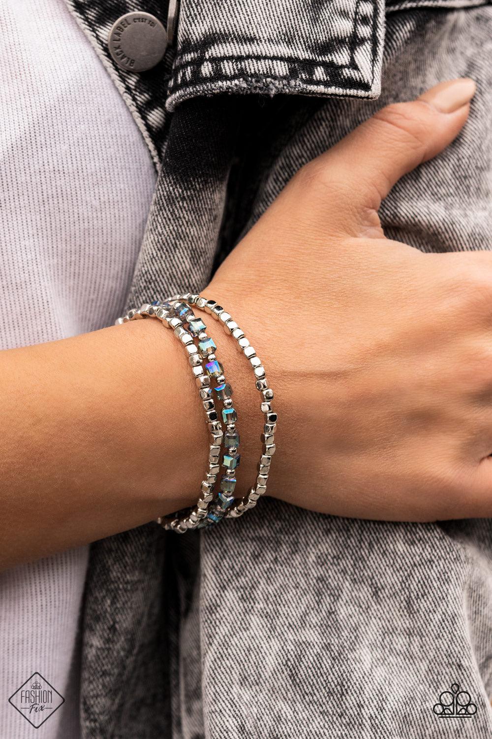 Paparazzi Accessories Sunset Sitings: February 2021 FF Trendsetters are sure to gravitate towards the accessories found in the Sunset Sightings collection. Featuring more drastic designs, bold colors, and funky combinations found outside the box, the piec