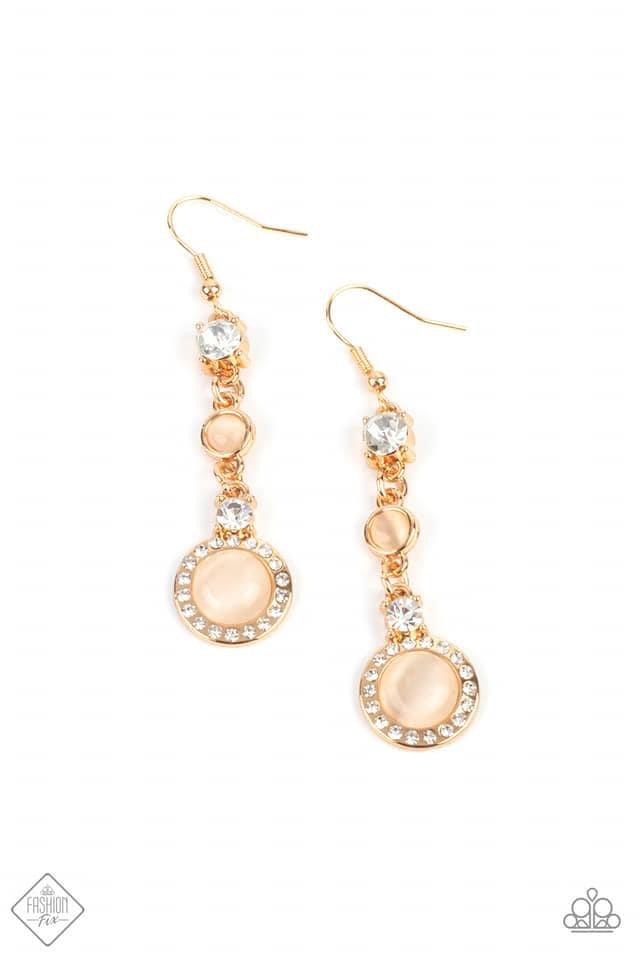 Paparazzi Accessories Fiercely 5th Avenue: June 2021 Fashion Fix The styles featured in the Fiercely 5th Avenue collection are exactly what you would expect with a name like that: Sleek, classy, metallic designs that you’d find on the streets of New York.