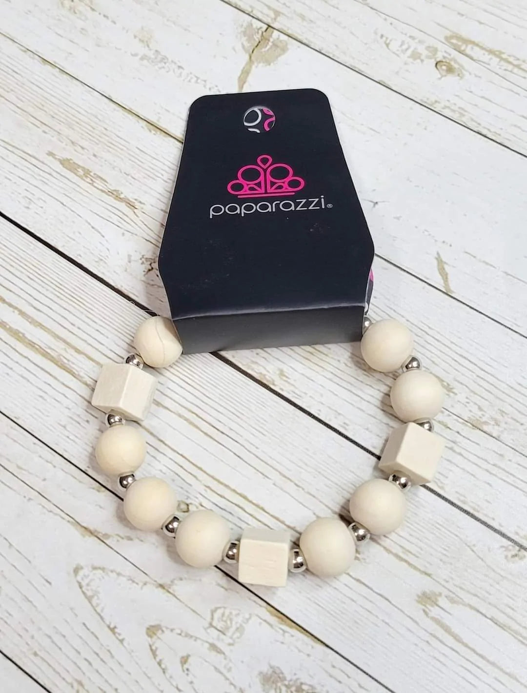 Paparazzi Accessories Timber Trendsetter - White 12/7/22: Quick Live Jewelry