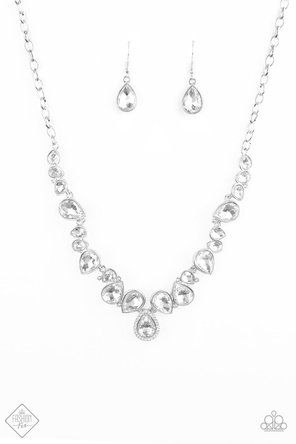 Paparazzi Accessories Fiercely 5th Avenue : FF July 2020 The styles featured in the Fiercely 5th Avenue collection are exactly what you would expect with a name like that: Sleek, classy, metallic designs that you’d find on the streets of New York. The acc