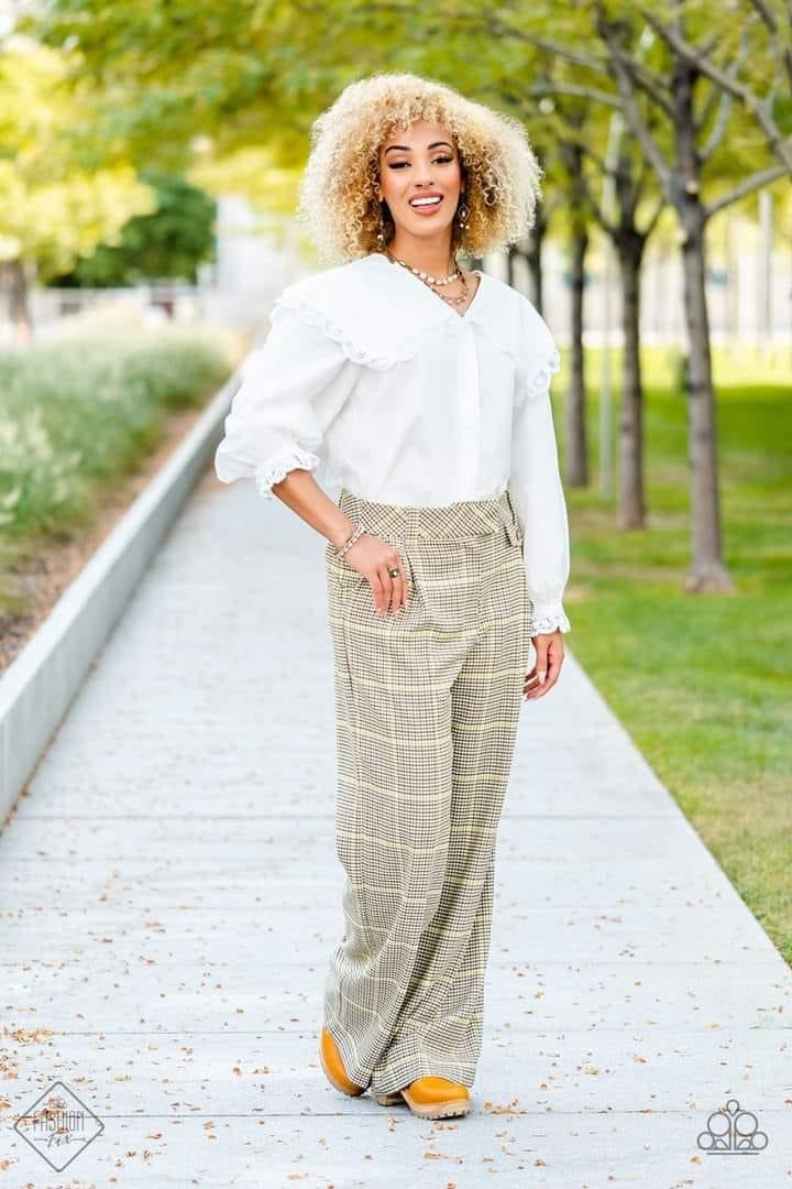 Paparazzi Accessories Glimpses of Malibu: FF November 2021 Featuring playful styles accented with fun pops of color, the Glimpses of Malibu Collection is an endearing assortment of cheerful and whimsical laid-back fashion. From the bubbly outgoing sociali