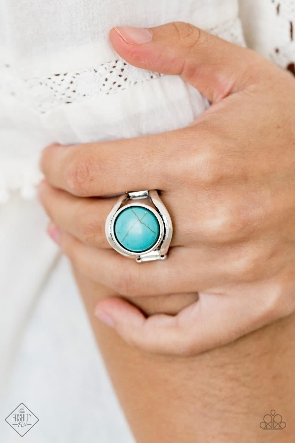 Paparazzi Accessories Simply Santa Fe: FF July 2020 Earthy, desert-inspired designs are what the Simply Santa Fe collection is all about. Natural stones, indigenous patterns, and vibrant colors of the Southwest are sprinkled throughout this trendy collect