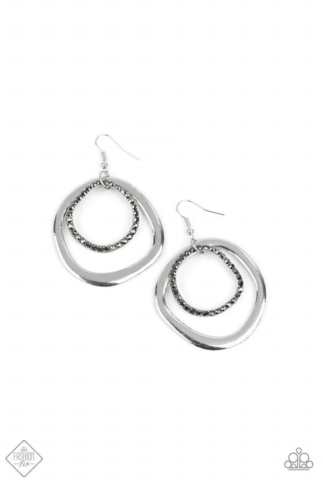 Paparazzi Accessories Magnificent Musings: June 2021 Fashion Fix The Magnificent Mile in Chicago is where we pulled our inspiration for the Magnificent Musings collection. With a range of shopping venues, the Magnificent Mile is a hub for classic trends w
