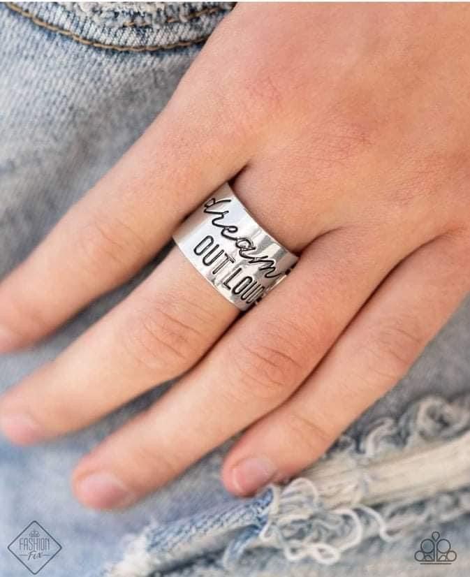 Paparazzi Accessories Sunset Sitings: July 2021 FF Trendsetters are sure to gravitate towards the accessories found in the Sunset Sightings collection. Featuring more drastic designs, bold colors, and funky combinations found outside the box, the pieces o