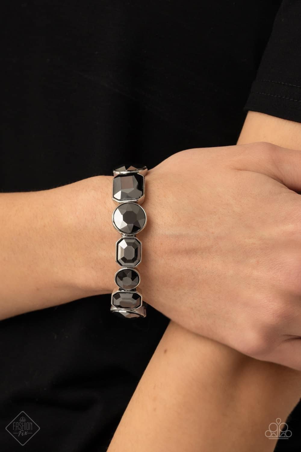Paparazzi Accessories Magnificent Musings: March 2021 The Magnificent Mile in Chicago is where we pulled our inspiration for the Magnificent Musings collection. With a range of shopping venues, the Magnificent Mile is a hub for classic trends with urban e