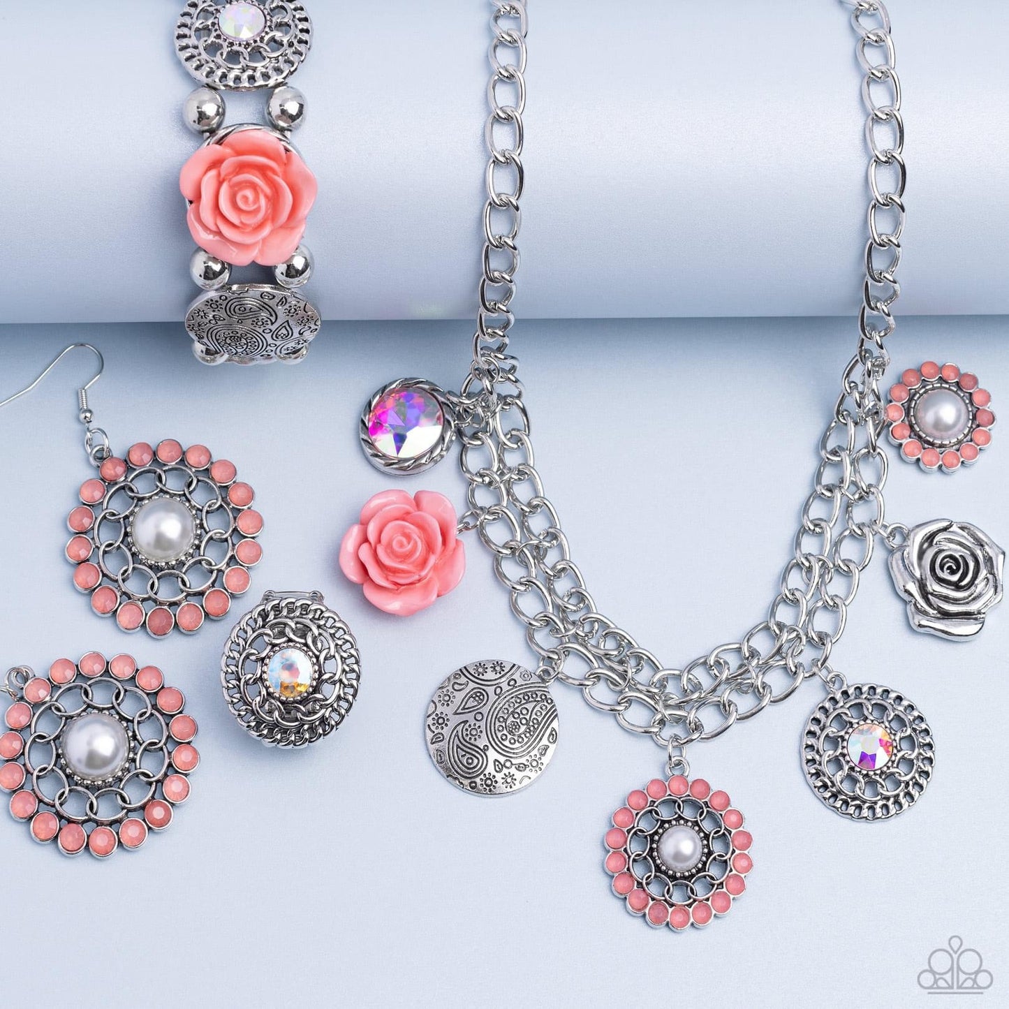 Paparazzi Accessories Glimpses of Malibu: February 2023 Featuring playful styles accented with fun pops of color, the Glimpses of Malibu Collection is an endearing assortment of cheerful and whimsical laid-back fashion. From the bubbly outgoing socialite